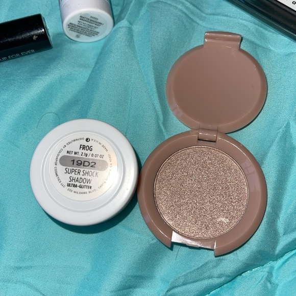 Makeup bundle - Picture 5 of 5